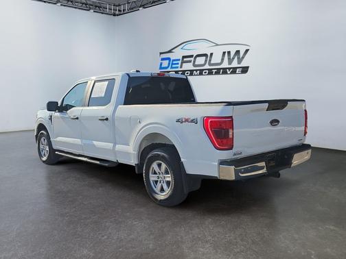 Oxford White 2023 Ford F-150 XLT