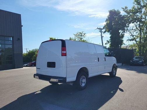 2024 Chevrolet Express 2500 RWD 2500 Regular Wheelbase WT