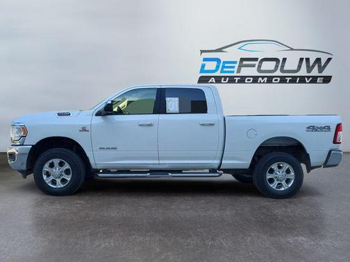 2020 RAM 2500 Big Horn Crew Cab 4X4 6'4' Box
