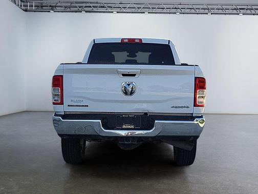 2020 RAM 2500 Big Horn Crew Cab 4X4 6'4' Box