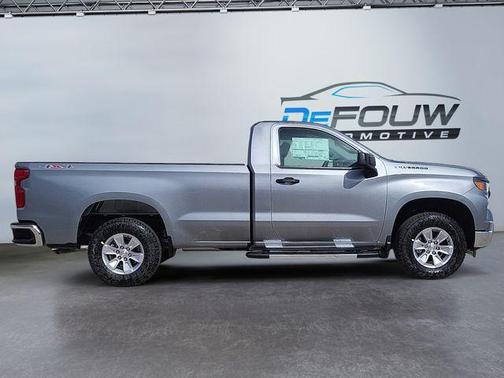 2025 Chevrolet Silverado 1500 WT