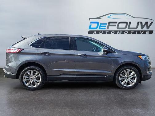 2023 Ford Edge Titanium