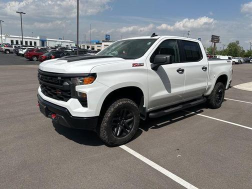 2023 Chevrolet Silverado 1500 Custom Trail Boss