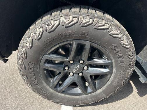 2023 Chevrolet Silverado 1500 Custom Trail Boss