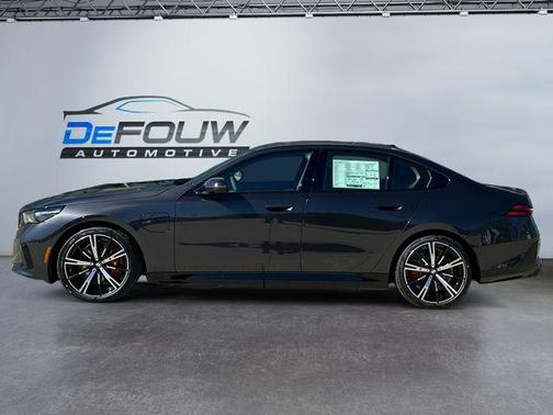 2026 BMW 550e xDrive