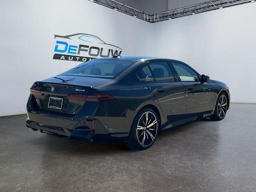 2026 BMW 550e xDrive