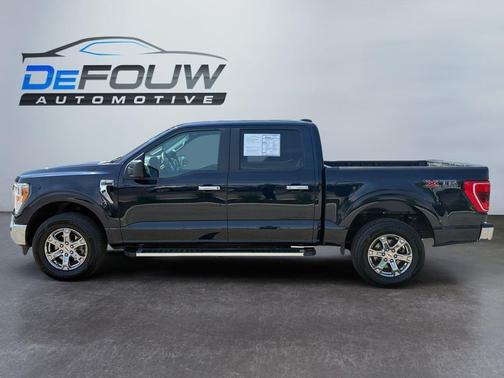 Antimatter Blue Metallic 2023 Ford F-150 XLT