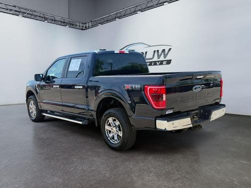 Antimatter Blue Metallic 2023 Ford F-150 XLT