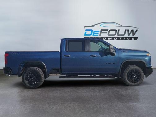 2026 Chevrolet Silverado 2500 Custom