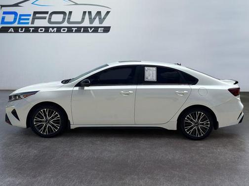 2023 Kia Forte GT-Line