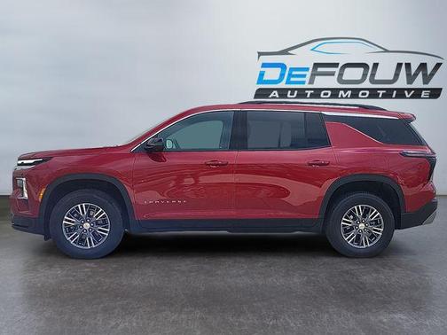 2024 Chevrolet Traverse LT
