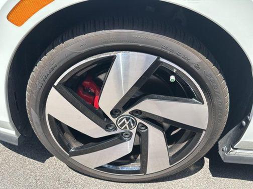 2023 Volkswagen Golf GTI 1.4T TSI