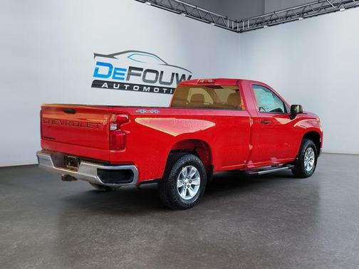 2025 Chevrolet Silverado 1500 WT