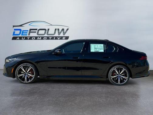 2026 BMW 550e 550e xDrive