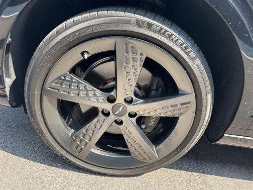 2023 Genesis GV70 2.5T AWD