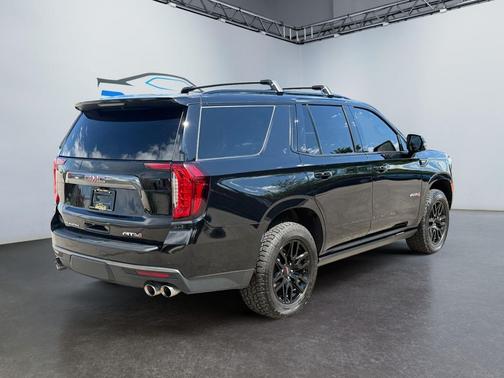 Onyx Black 2023 GMC Yukon 4WD AT4