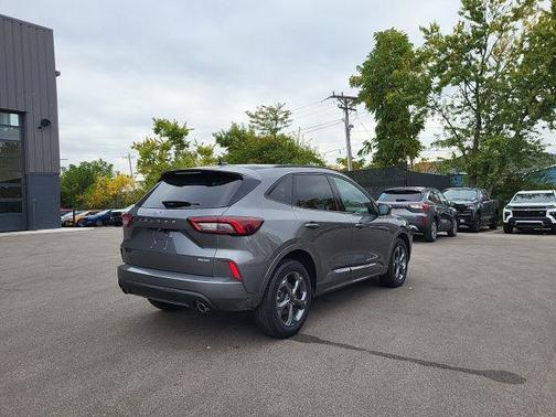 2023 Ford Escape ST-Line Select