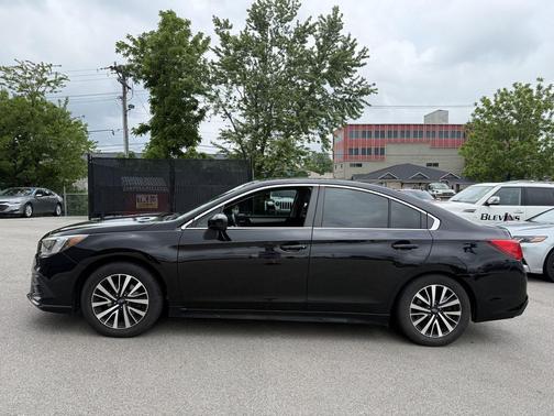 Crystal Black Silica 2018 Subaru Legacy Premium