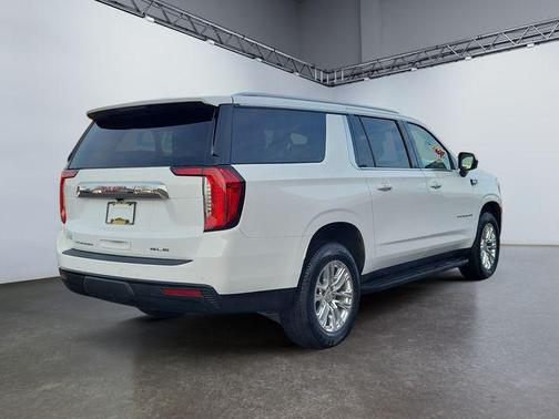 2024 GMC Yukon XL SLE