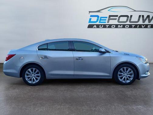 2015 Buick LaCrosse Base