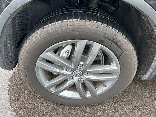 2015 Volkswagen Touareg TDI Lux