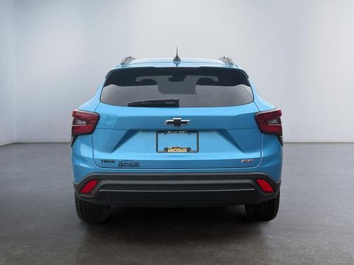Marina Blue Metallic 2026 Chevrolet Trax FWD 2RS