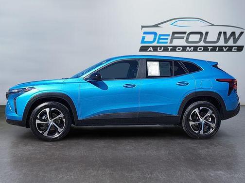 2025 Chevrolet Trax FWD 1RS