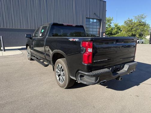 Black 2023 Chevrolet Silverado 1500 RST