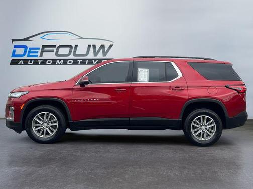 2023 Chevrolet Traverse LT Cloth