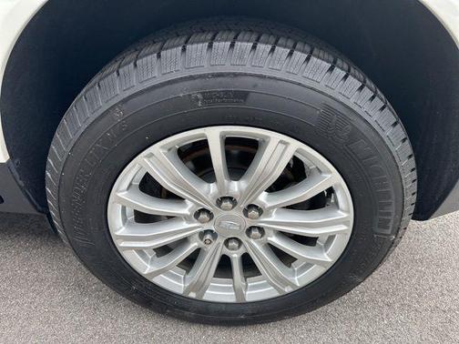 2018 Cadillac XT5 Base