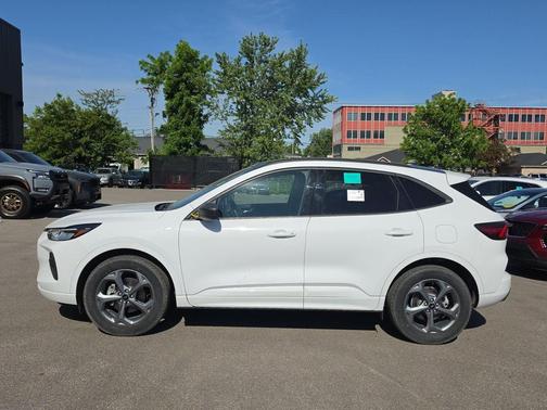 WHITE 2023 Ford Escape ST-Line