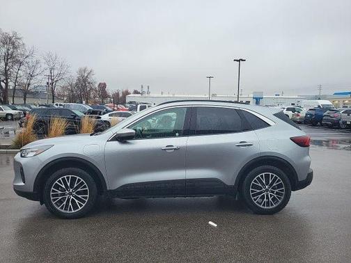 2024 Ford Escape PHEV SE
