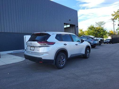 2025 Nissan Rogue S