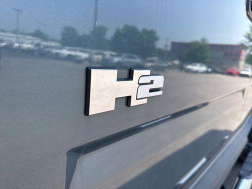 2005 Hummer H2 Base