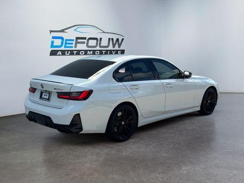 2023 BMW M340 i xDrive