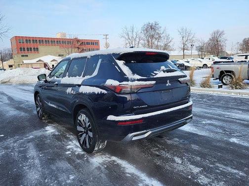 2025 Mitsubishi Outlander SE 2.5 S-AWC