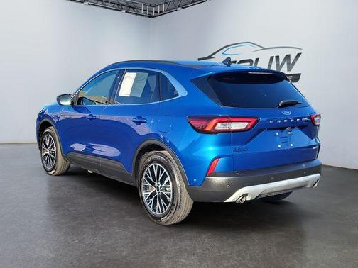 2023 Ford Escape PHEV SE