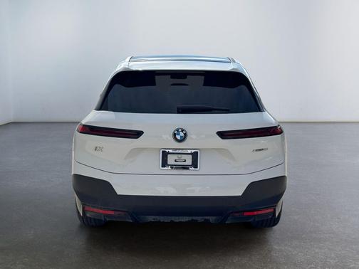 Alpine White 2024 BMW iX xDrive50