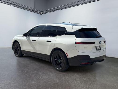 2024 BMW iX xDrive50