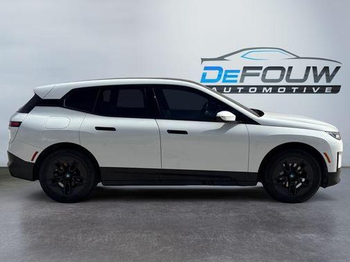 2024 BMW iX xDrive50