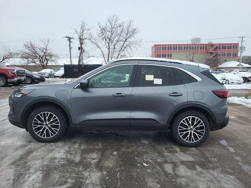 2024 Ford Escape PHEV SE