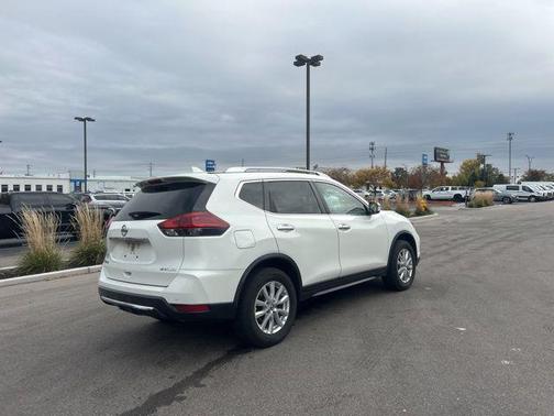 2019 Nissan Rogue SV