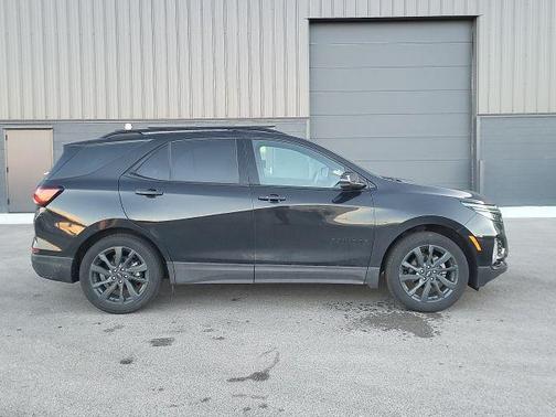 2023 Chevrolet Equinox FWD RS