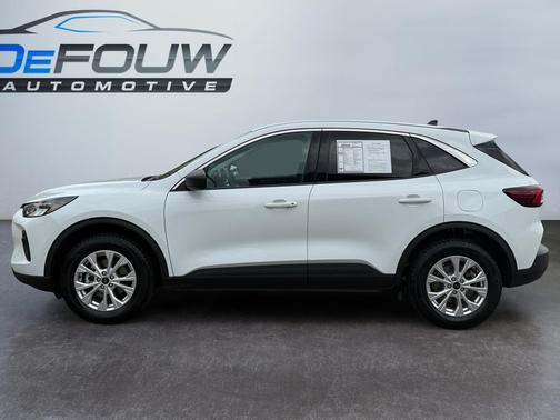 Oxford White 2024 Ford Escape Active
