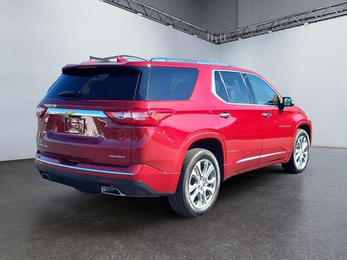 2021 Chevrolet Traverse Premier