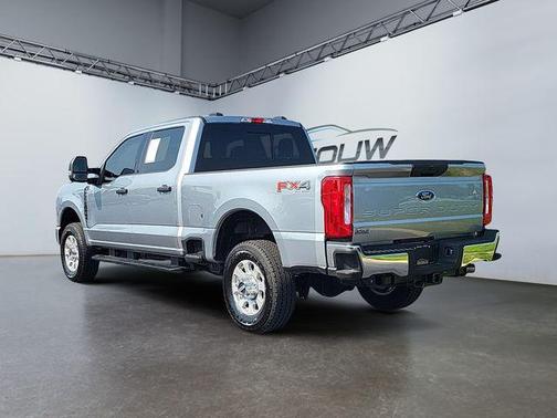 2024 Ford F-350 XLT
