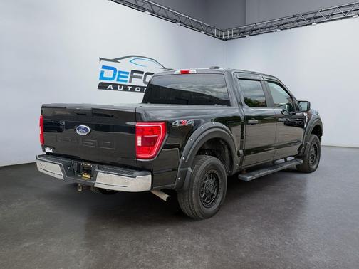 Agate Black 2021 Ford F-150 XLT