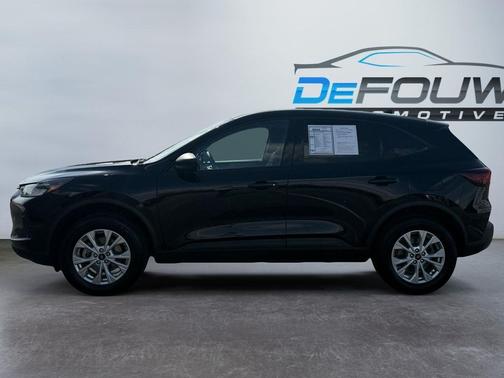 Agate Black 2025 Ford Escape Active