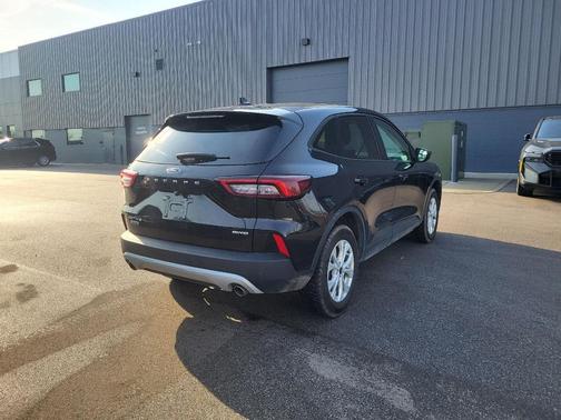 Agate Black 2025 Ford Escape Active