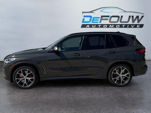 2023 BMW X5 M50i